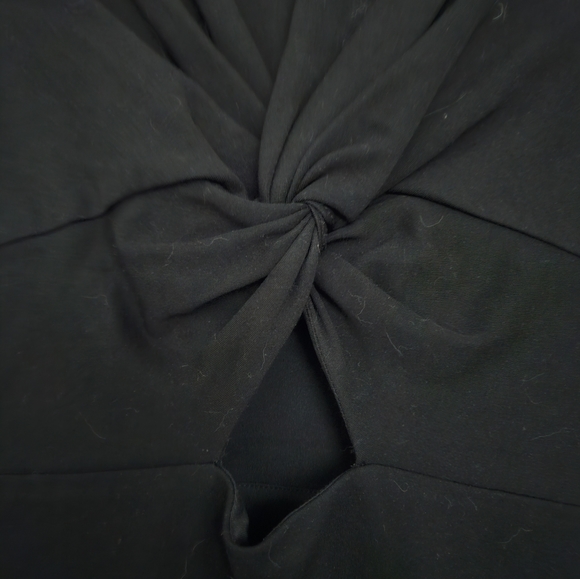 Black long sleeve twist cut out stretch dress (M) - Picture 3 of 5